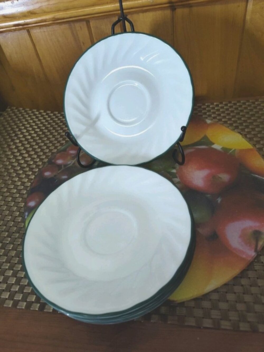 Lot of 6 Vintage Corelle Callaway Ivy White Swirl with Green Rim 6"